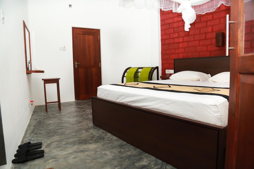 Four Season Guest House Tangalle Dış mekan fotoğraf